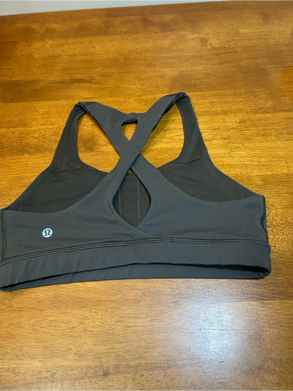 lululemon Women's Black Cross-Back Supportive Sports Bra Size 8